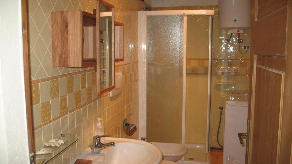 B&B A Casa Di Andrea Mantua Zimmer foto